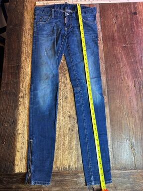 Vintage DSQUARED2 y2k circa 2012 Skinny low rise jeans with Ankle Zipper
